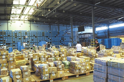 江西新華發行集團搶時間 趕進度 備好教材迎開學 圖